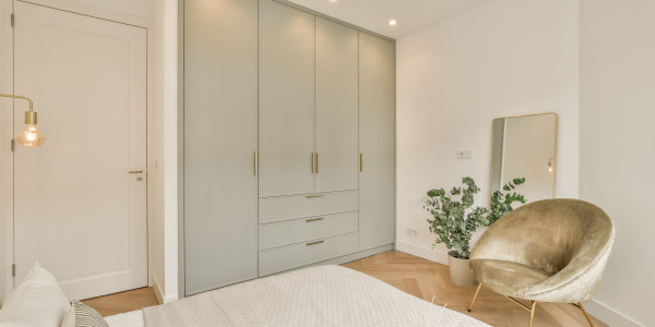 Comprar / Vender Apartamentos y Lofts en Girona · con Mobiliario y Carpintería a Medida