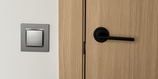 Comprar / Vender Casas Unifamiliares y Chalets en Avinyonet de Puigventós · con Puertas de Calidad